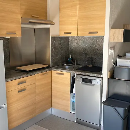 Climatisé Proche - 4 Pers. - Fr-1-798-67